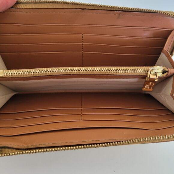 Alviero Martini Organizer Wallet US Map Geo Leather Italian Zip Around Clutch - Picture 4 of 11